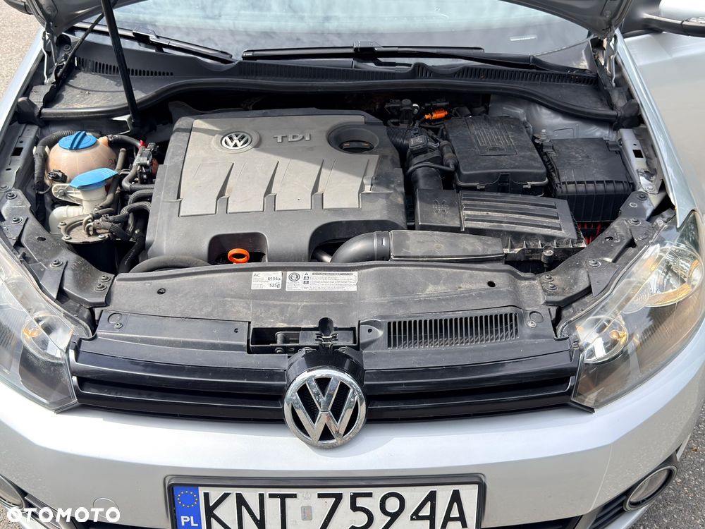 Volkswagen Golf 1.6 TDI Comfortline - 12