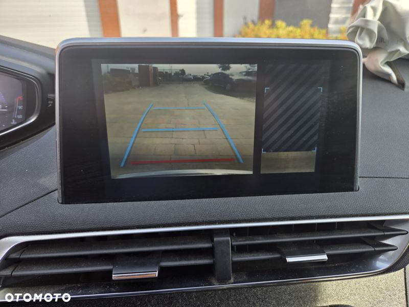 Peugeot 3008 BlueHDi 130 Stop & Start EAT8 Allure - 21
