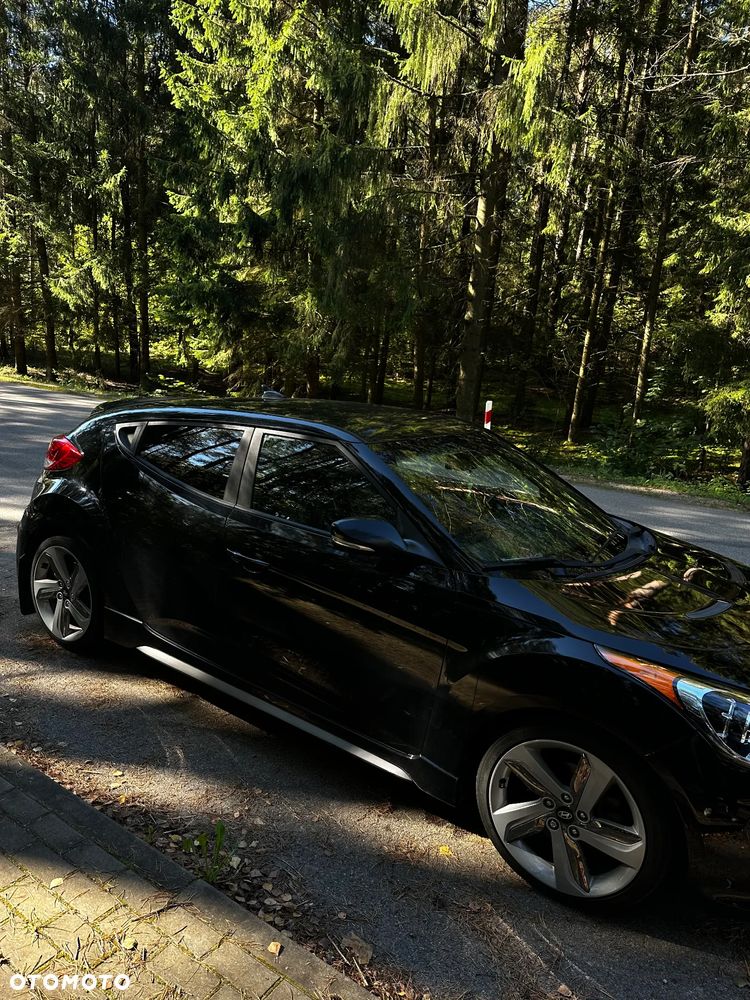 Hyundai Veloster - 5