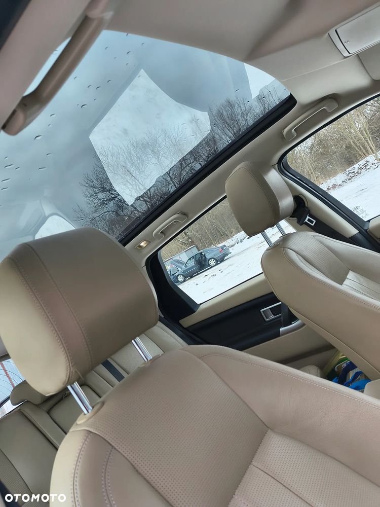 Land Rover Discovery Sport D150 R-Dynamic HSE - 10