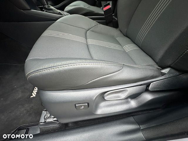 Toyota Yaris Cross 130 1.5 VVT-i AWD-i Premiere Edition - 36