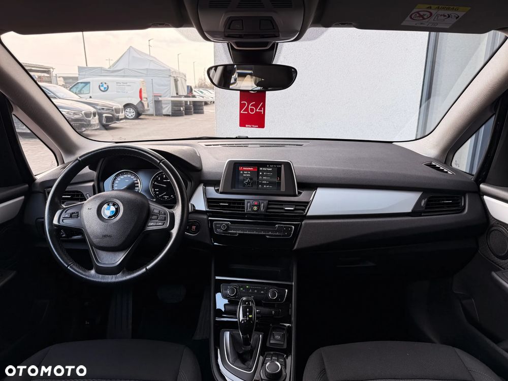 BMW Seria 2 218i - 19