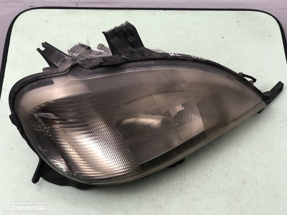 Farol Frente Dto MERCEDES-BENZ Classe M (W163) 02.98 - 08.02 usado - 4