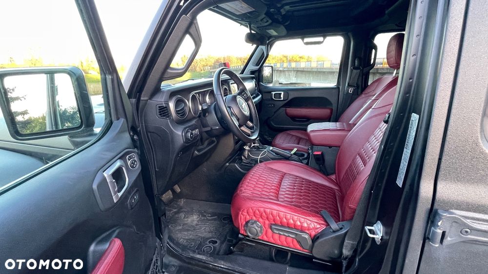Jeep Wrangler - 9