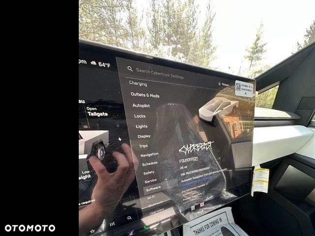Tesla Cybertruck - 6