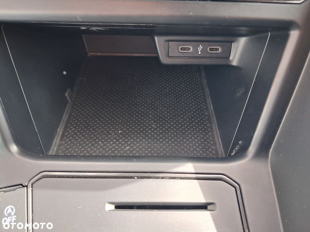 Volkswagen Polo 1.0 TSI Life - 23