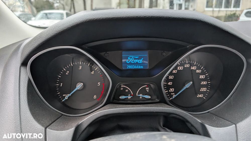 Ford Focus 1.6 TDCI DPF Titanium - 7