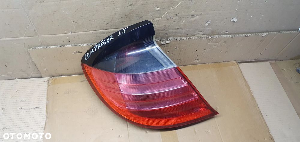 Lampa lewy tył tylna lewa Mercedes C-Klasa W203 A2038200564 - 2