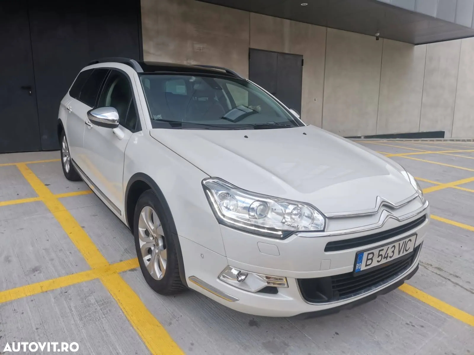 Citroën C5 Tourer 2.0 BlueHDi EAT6 H3+ Seduction - 14
