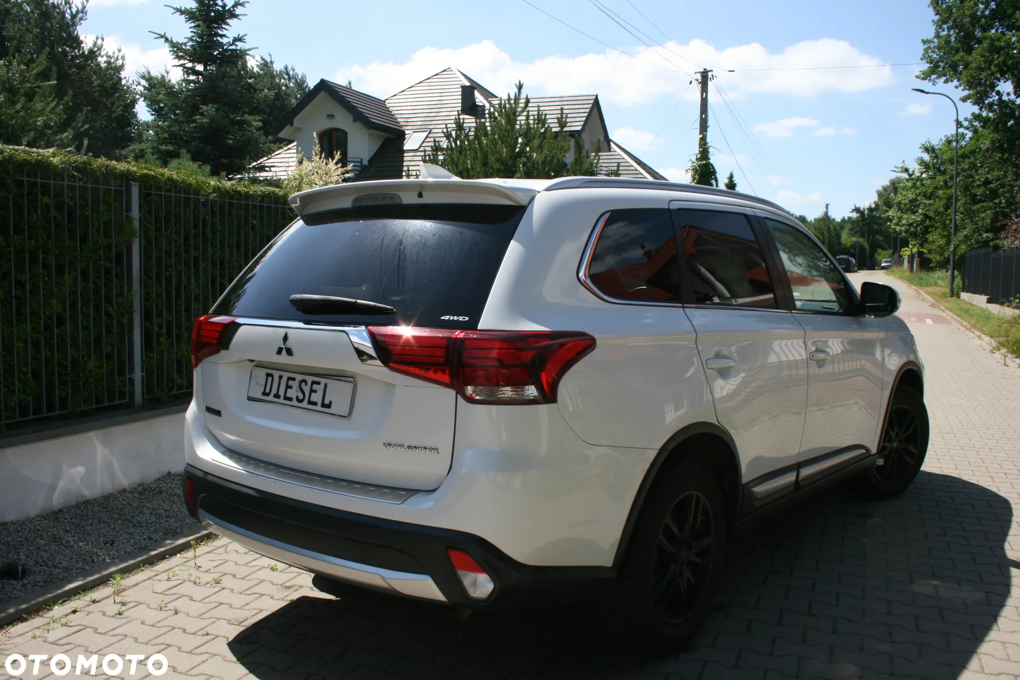 Mitsubishi Outlander 2.2 DID Intense + 4WD - 24