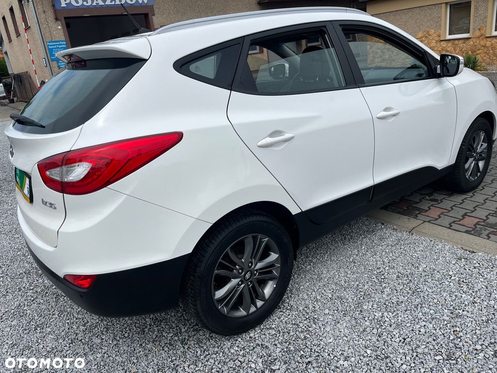 Hyundai ix35 1.6 2WD Fifa World Cup Edition - 16
