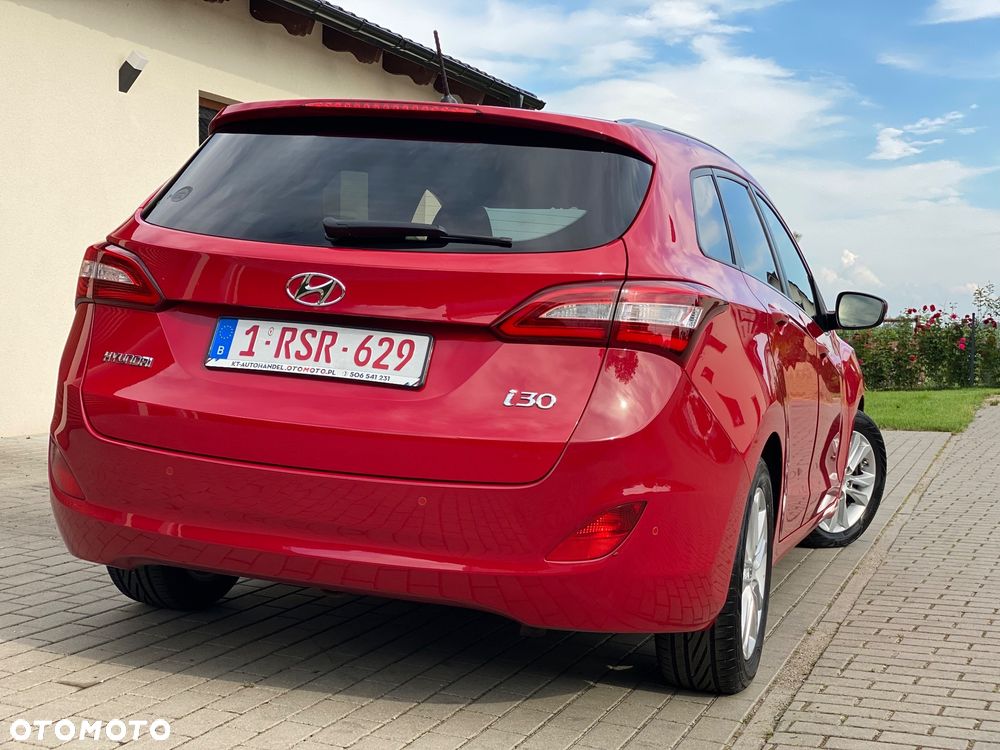 Hyundai i30 1.6 CRDi Comfort - 4