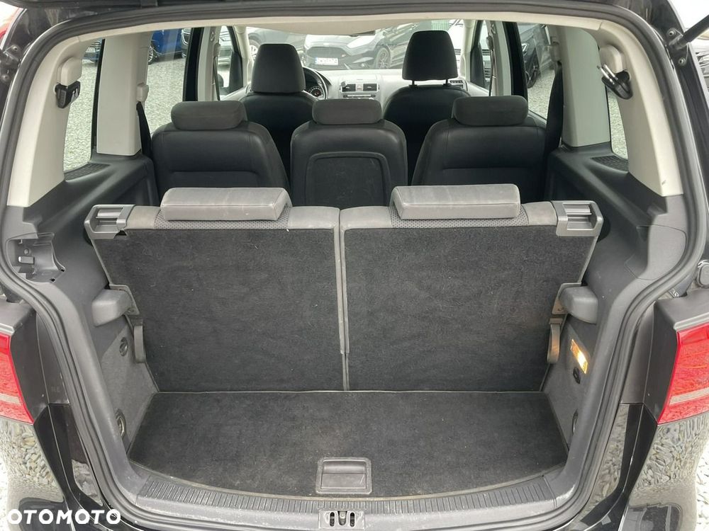 Volkswagen Touran 1.6 TDI DPF Comfortline - 29