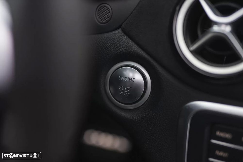 Mercedes-Benz CLA 200 d Shooting Brake AMG Line Aut. - 17