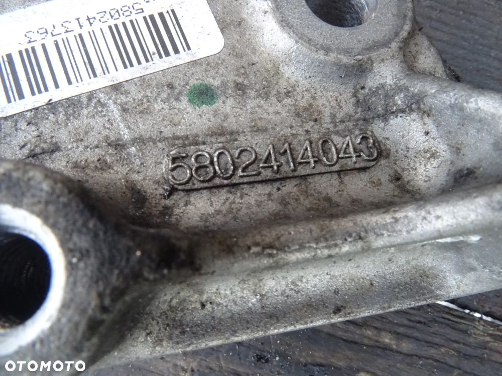 ŁAPA MOCOWANIE SILNIKA IVECO DAILY 2.3 5802414043 - 2