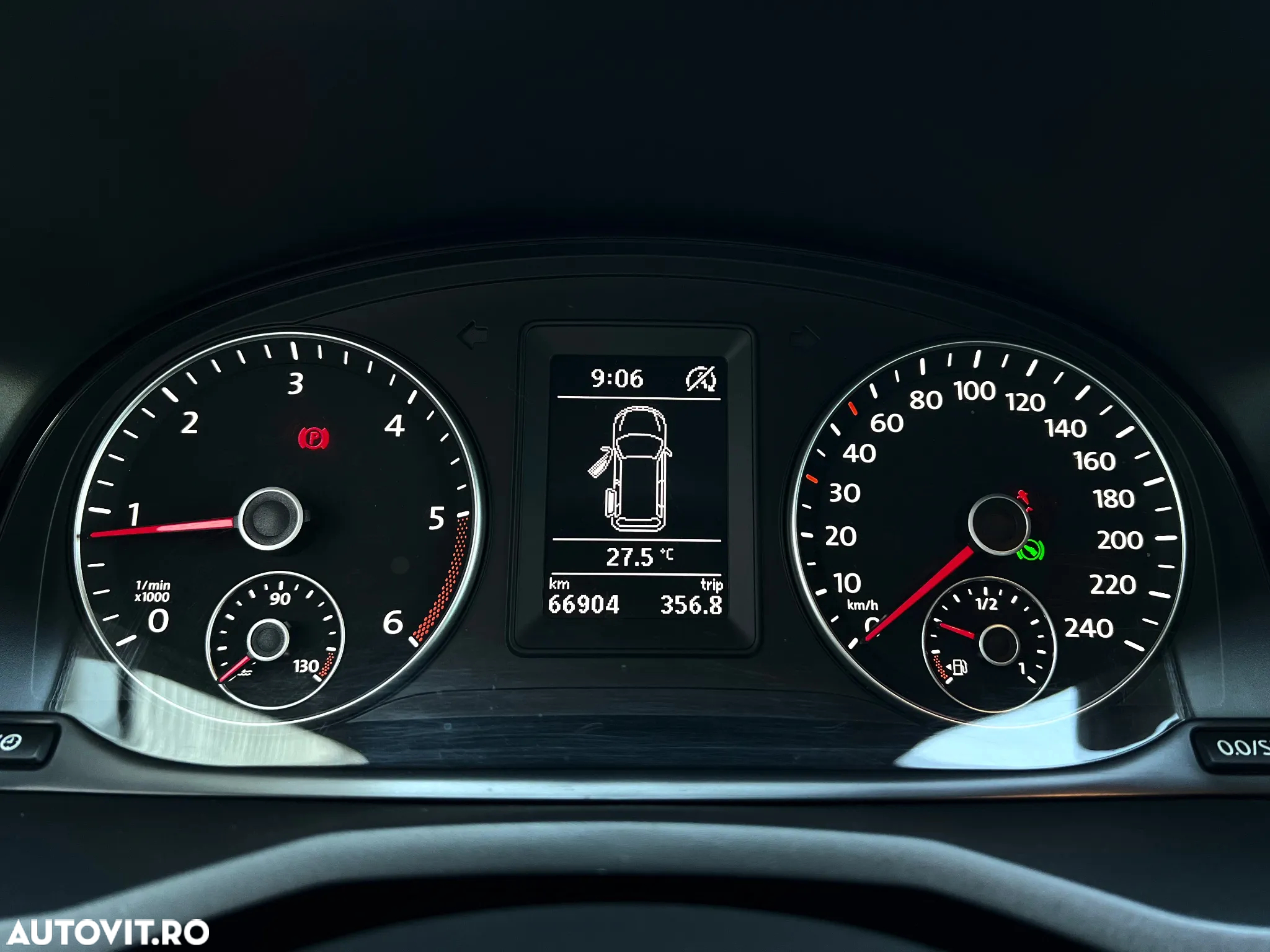Volkswagen Caddy 2.0 TDI DSG - 10