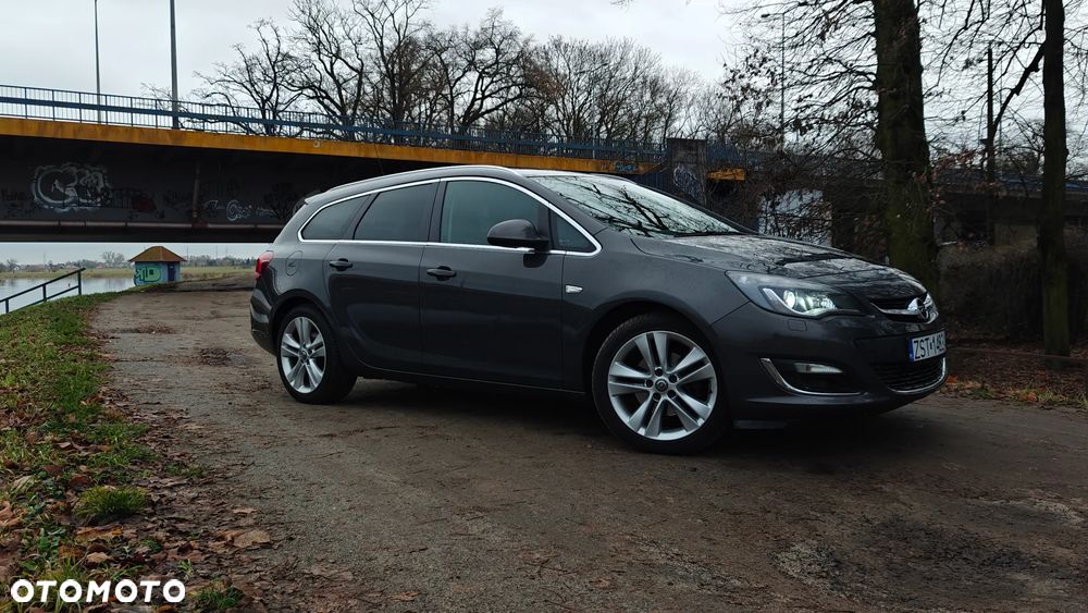 Opel Astra 2.0 CDTI Sport - 25