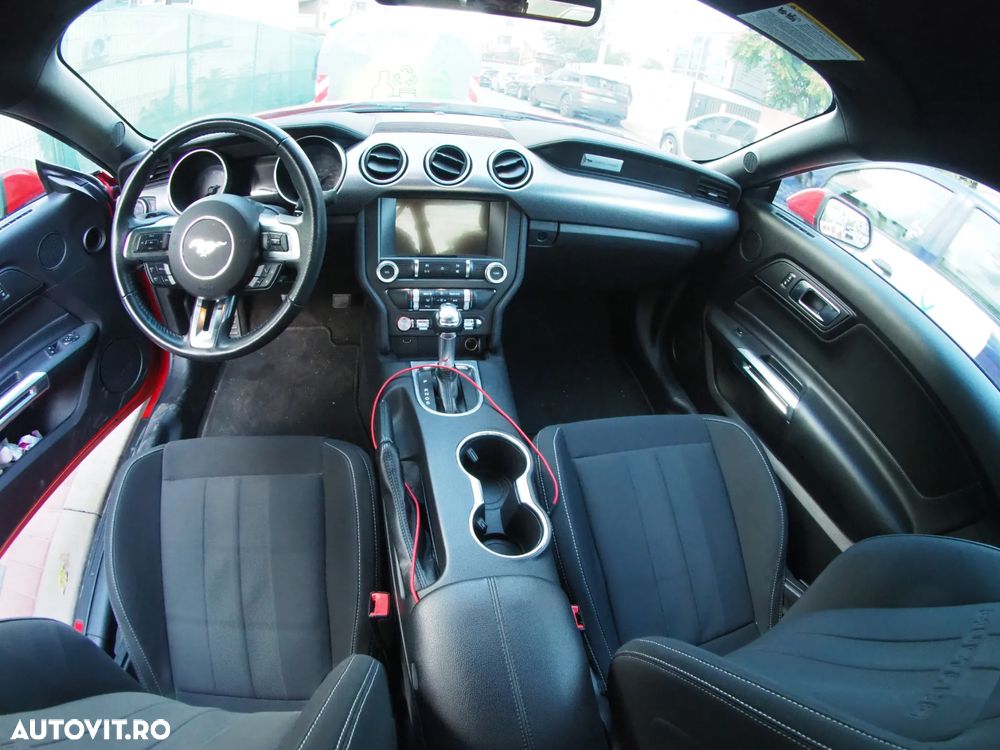 Ford Mustang 2.3 EcoBoost Aut. - 24