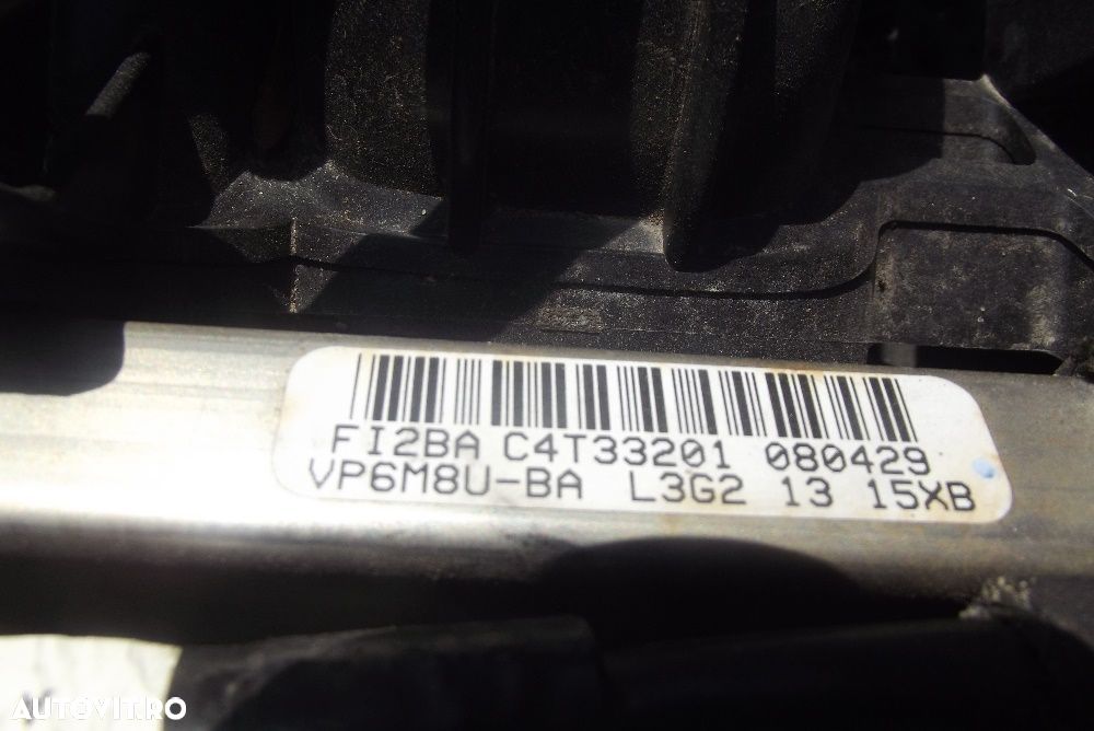 Rampa injectoare Mazda 3 motor 2.0 benzina dezmembrez Mazda 3 1.6 - 2