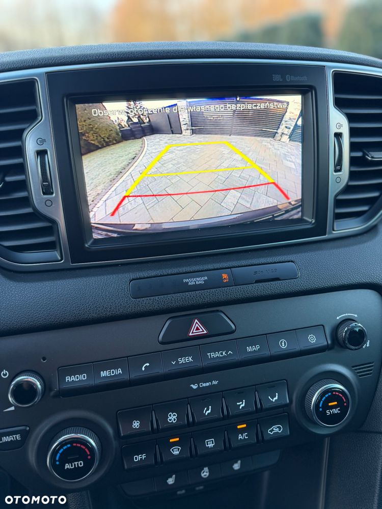 Kia Sportage 1.7 CRDI 2WD Dream-Team Edition - 11