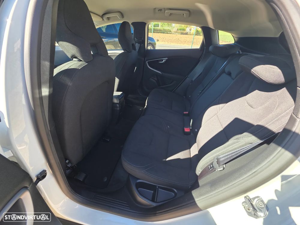 Volvo V40 - 17
