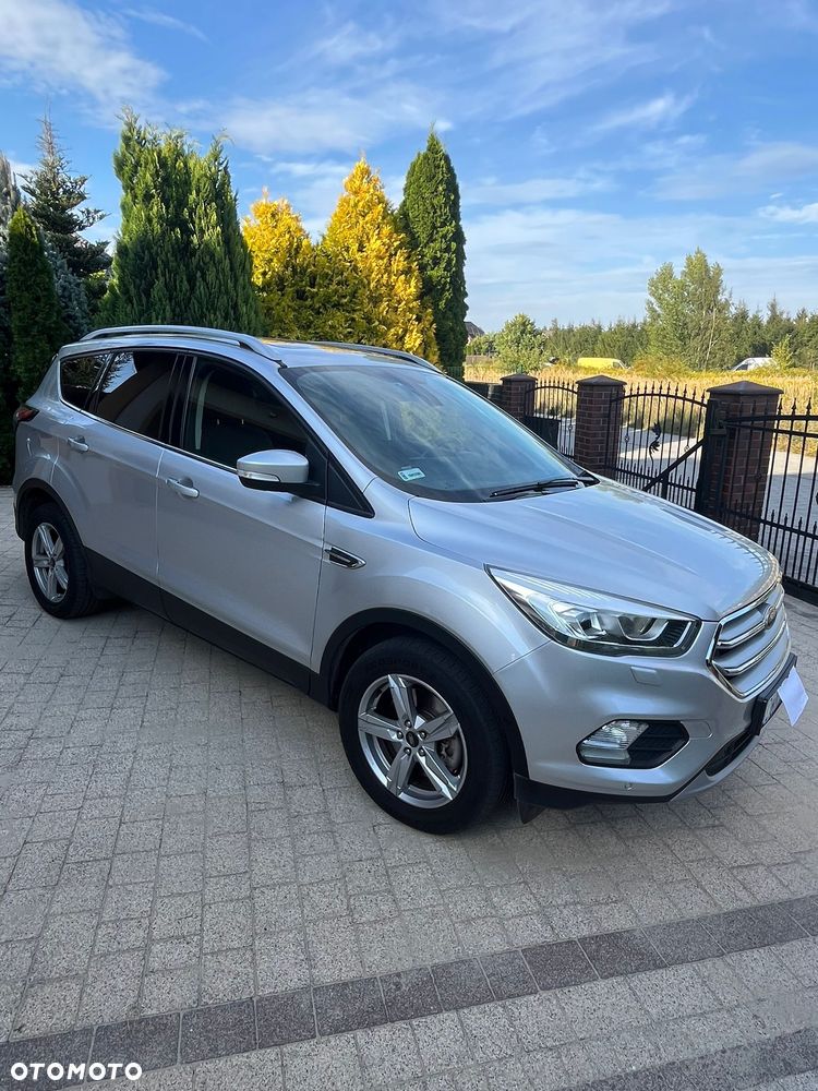 Ford Kuga - 1