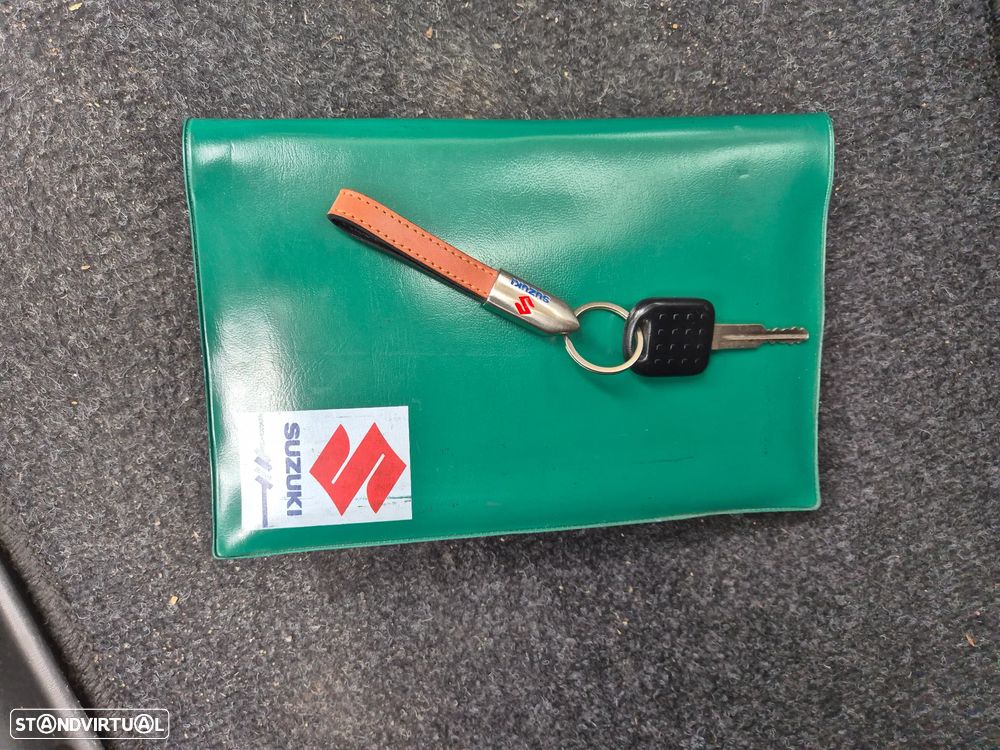 Suzuki Grand Vitara Metal Top 2.0 TDi - 9