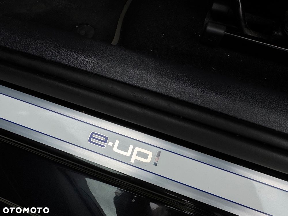 Volkswagen up! e-up - 12
