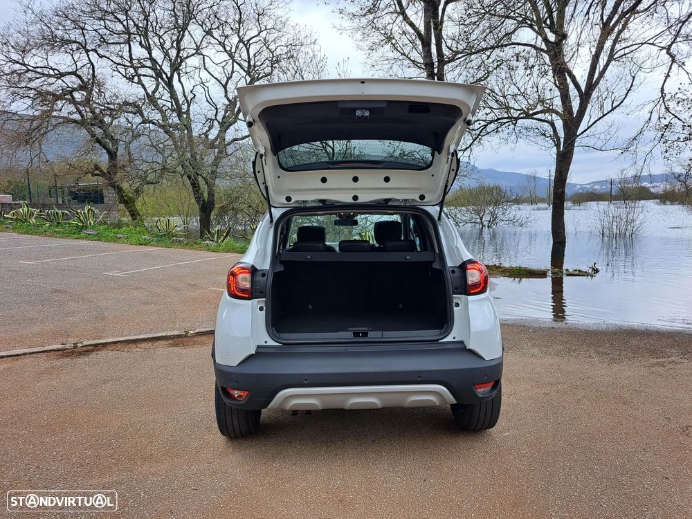 Renault Captur TCe 150 EDC GPF BOSE EDITION - 29