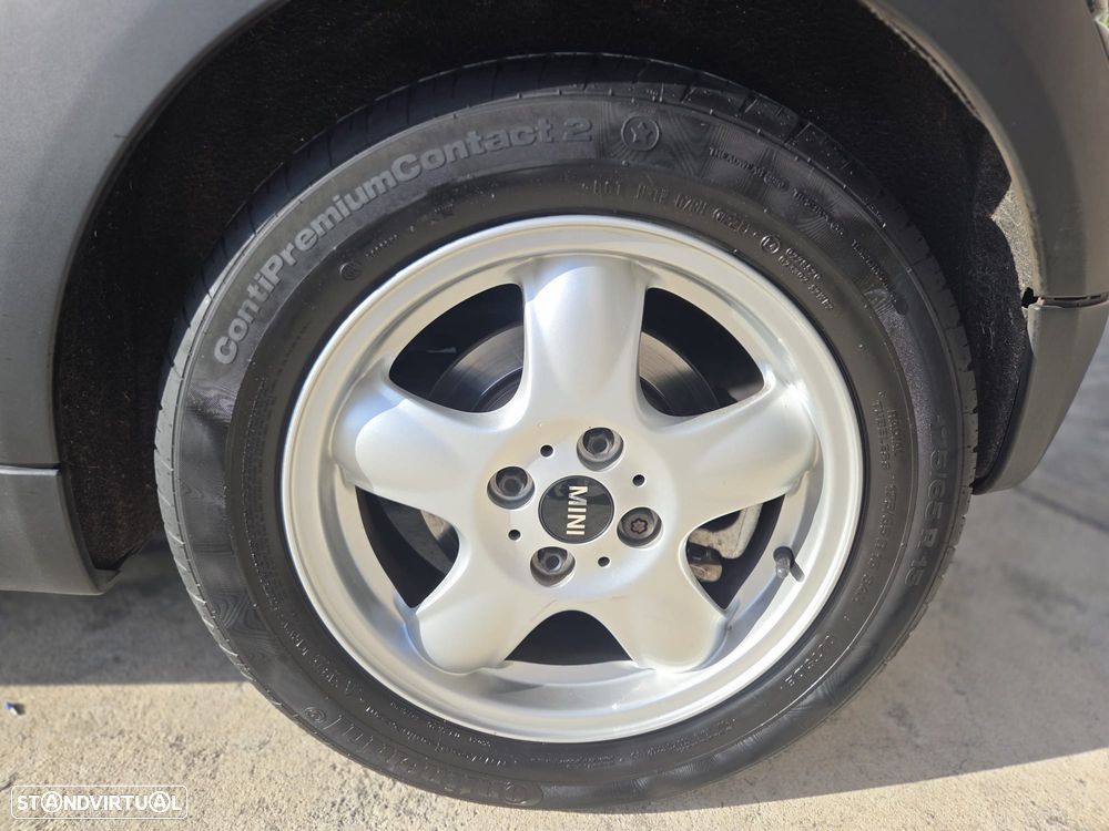 MINI 3 Portas One 1.4 - 22