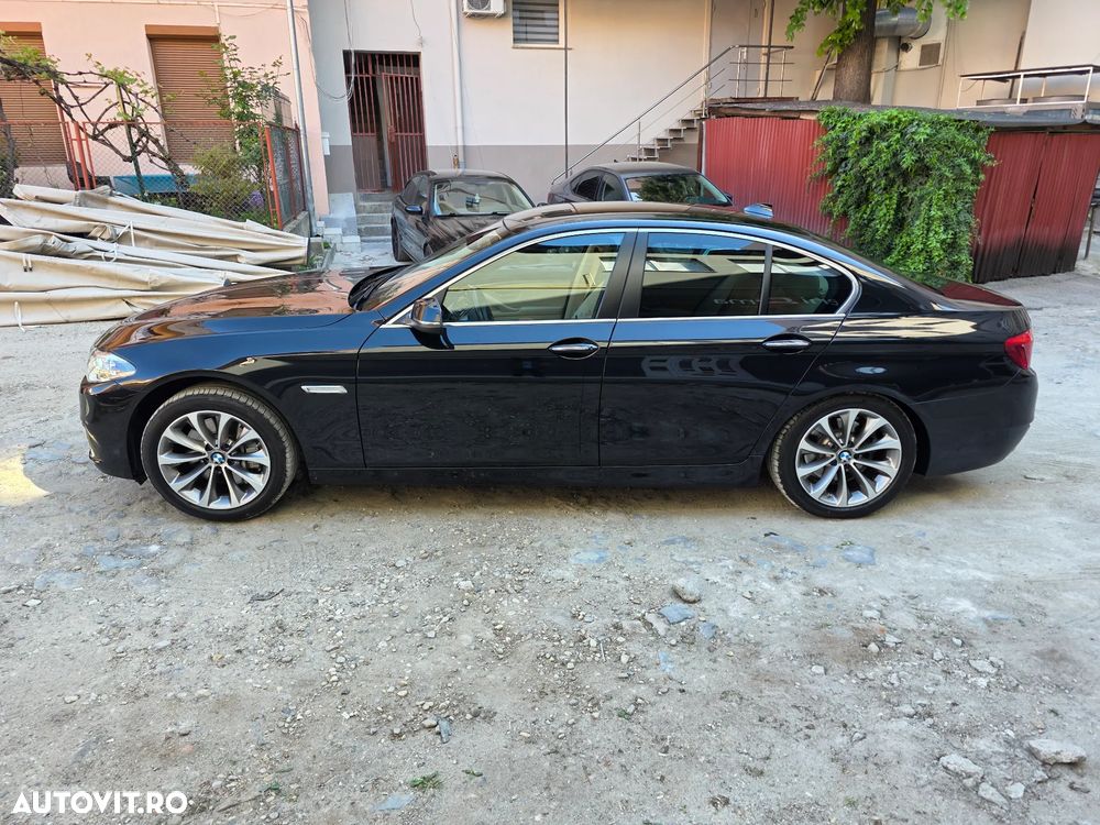 BMW Seria 5 525d xDrive AT - 2