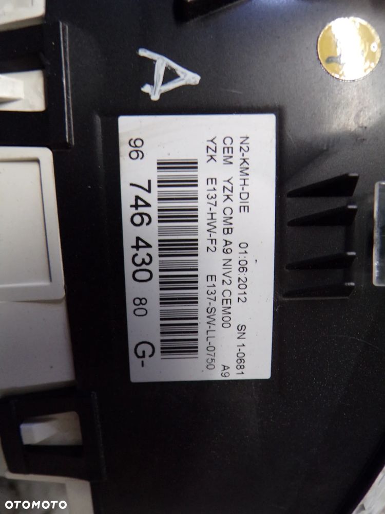 LICZNIK PEUGEOT 208 9674643080G 9805400380 - 4