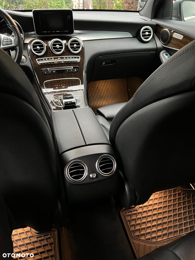 Mercedes-Benz GLC - 18