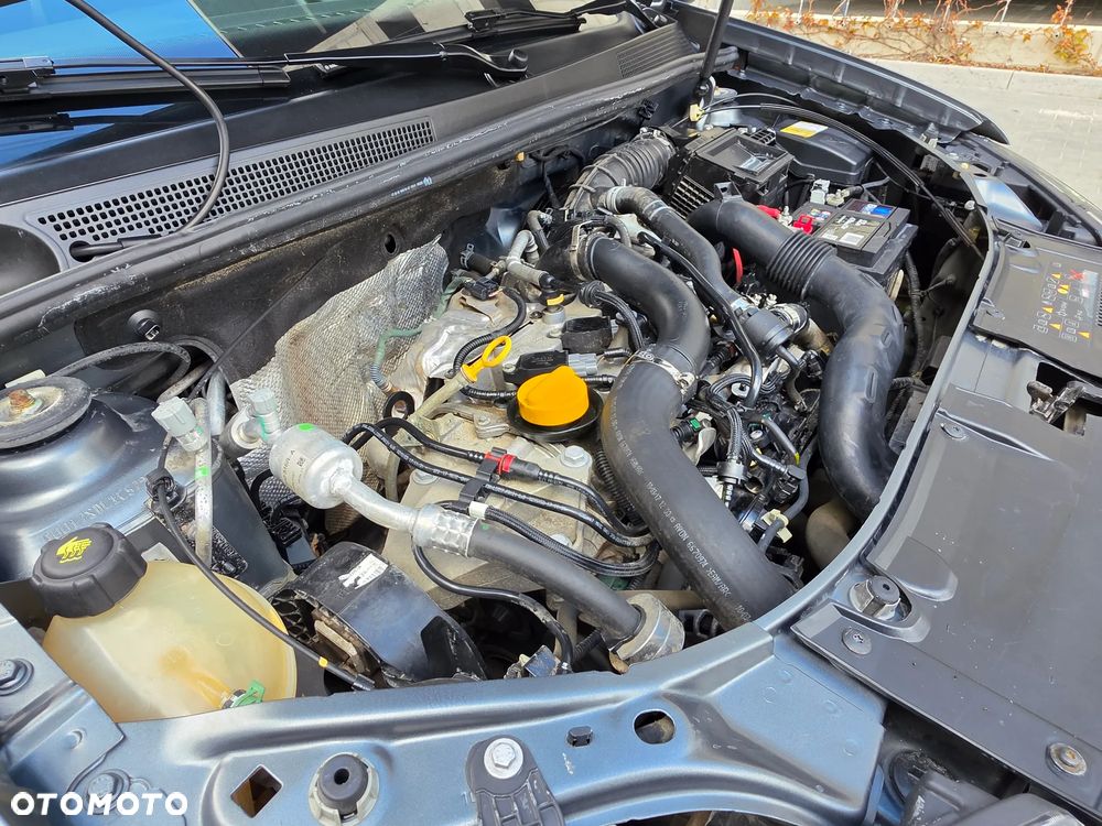 Dacia Logan TCe 90 S&S Stepway Celebration - 30