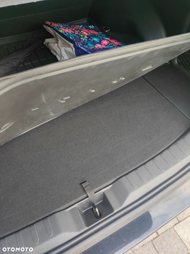 Toyota RAV4 - 2