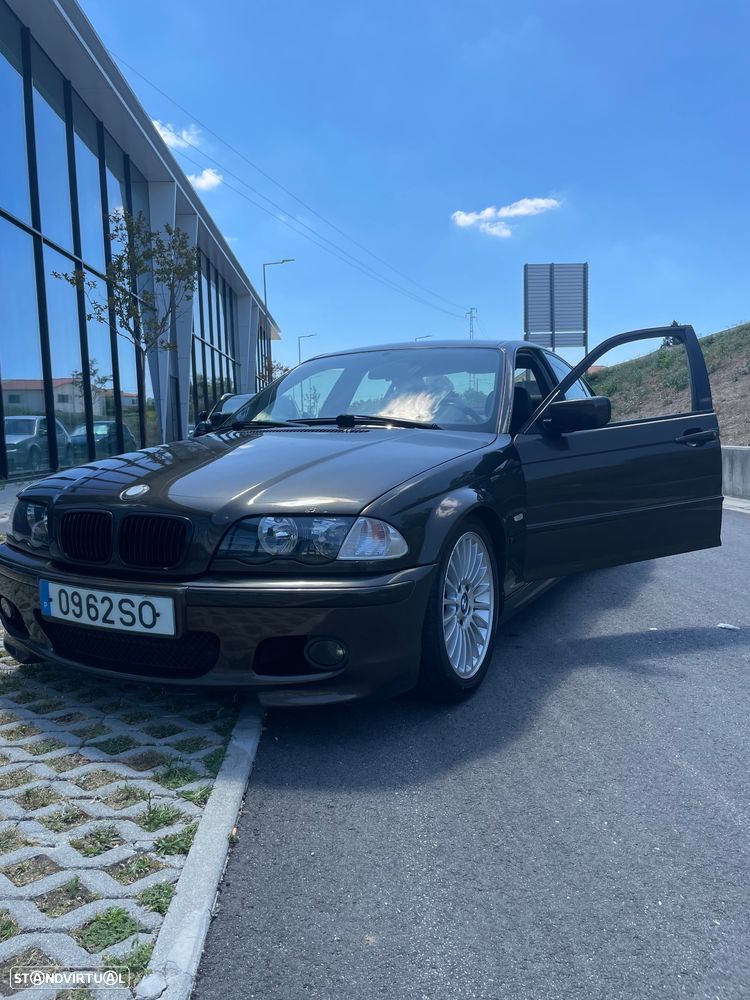 BMW 320 d - 1