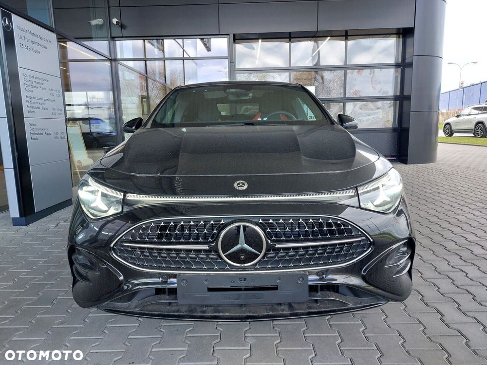 Mercedes-Benz CLA - 2