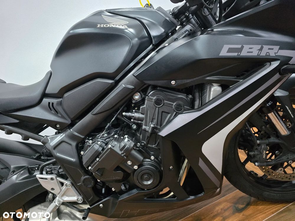 Honda CBR - 26