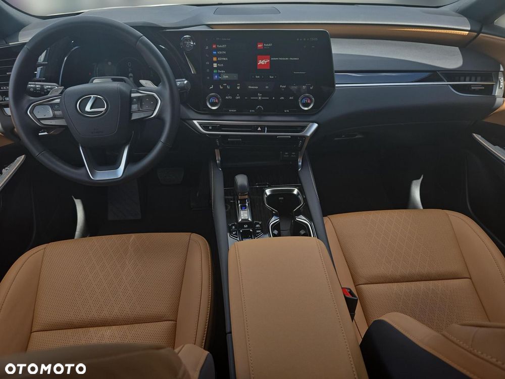 Lexus RX 450h+ Prestige - 11