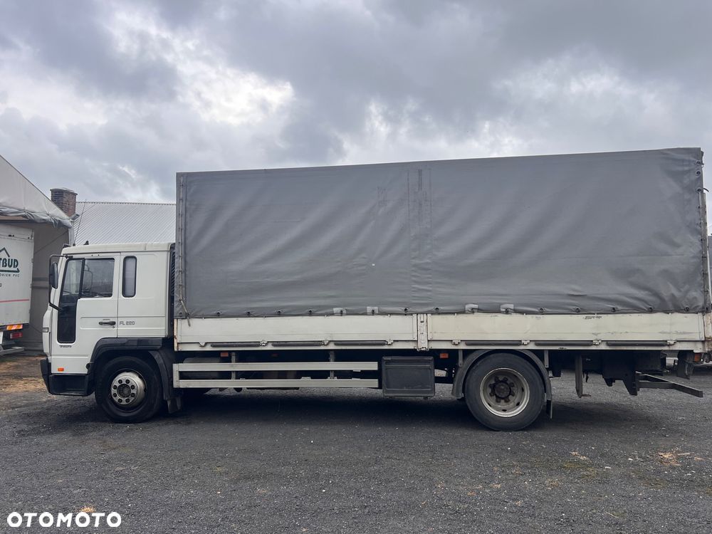 Volvo FL6 - 4