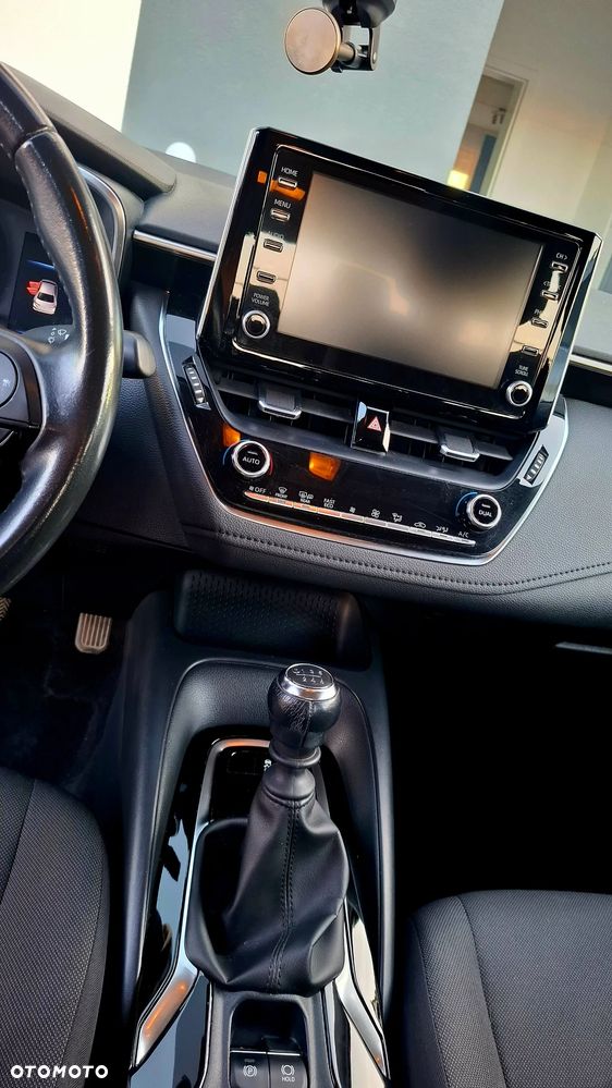 Toyota Corolla - 13