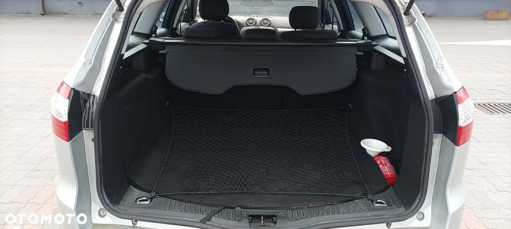 Ford Mondeo 2.0 TDCi Titanium - 16