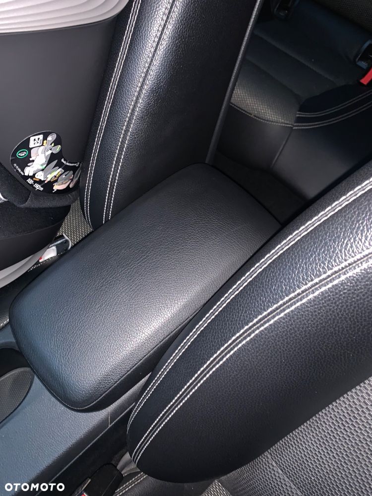 Mercedes-Benz CLA 200 (CDI) d - 18