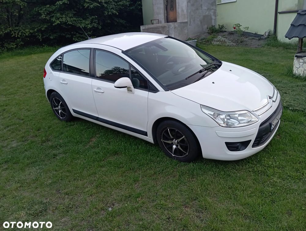 Citroën C4 1.4 16V Impress - 4