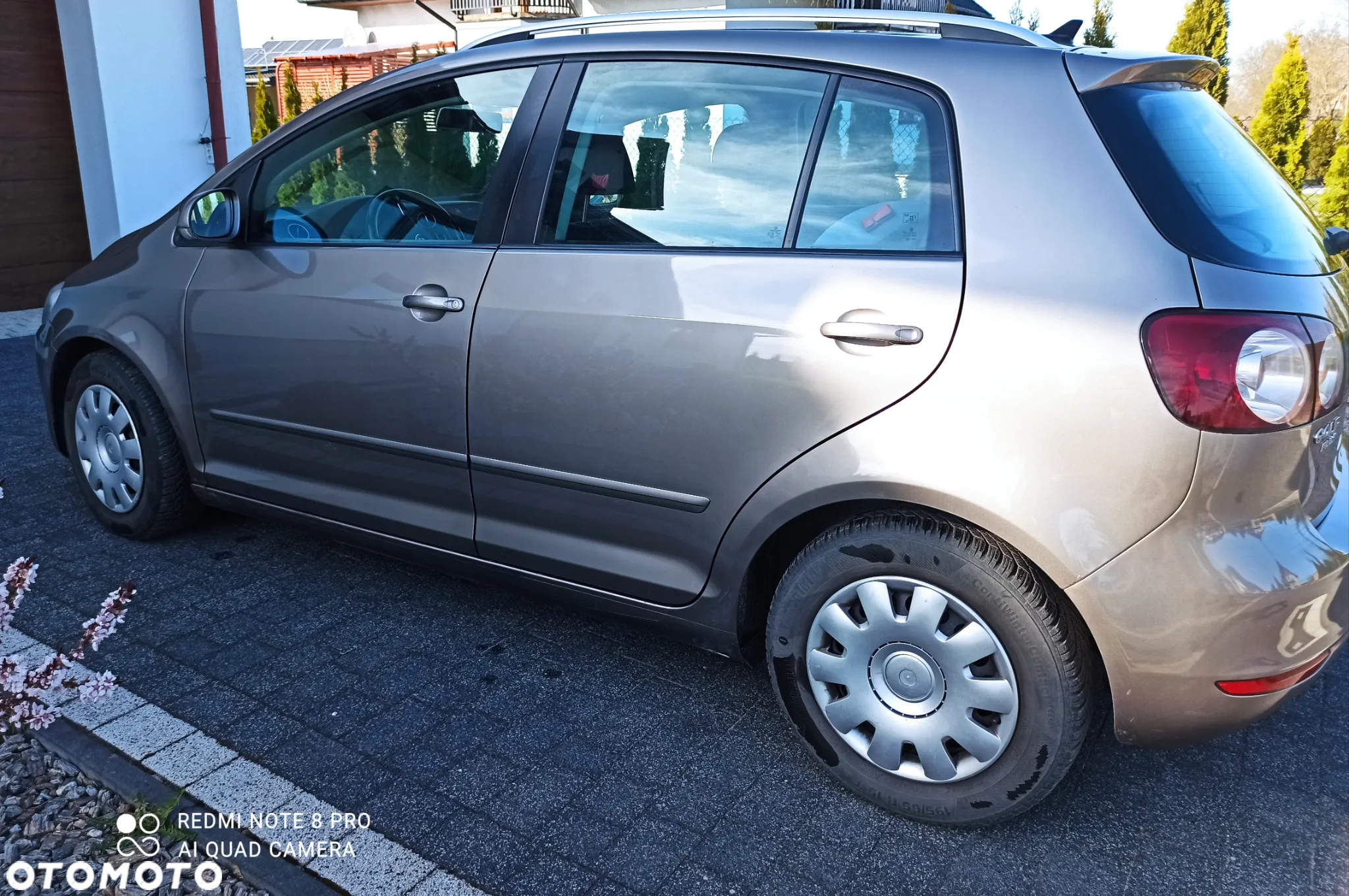 Volkswagen Golf Plus 2.0 TDI DPF Comfortline - 3