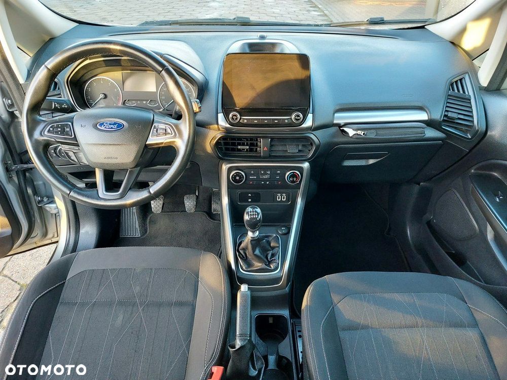 Ford EcoSport - 17
