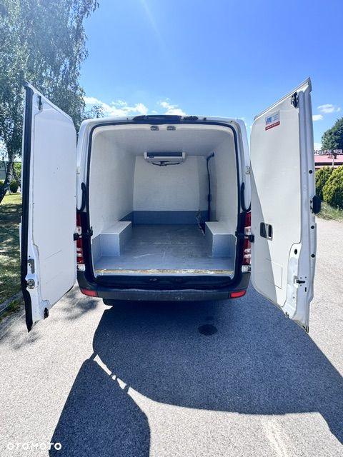 Mercedes-Benz Sprinter - 10