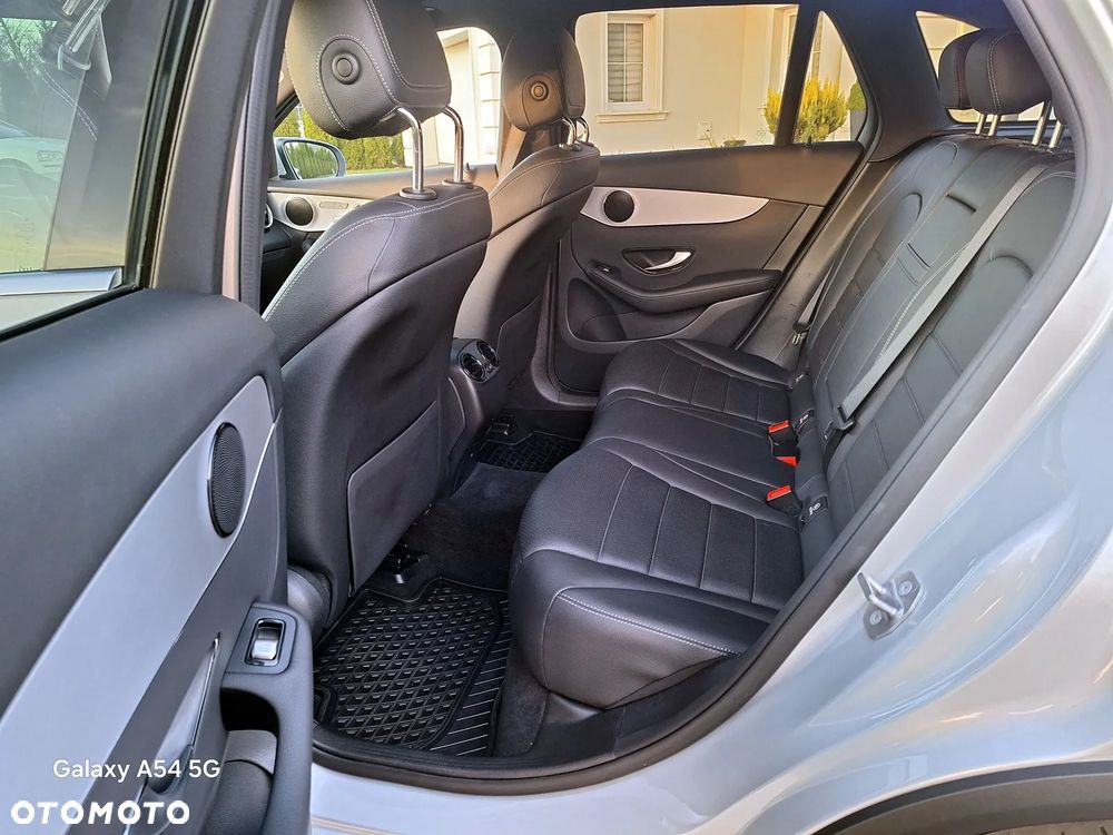 Mercedes-Benz GLC - 24