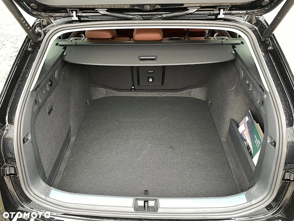 Skoda Superb 2.0 TDI SCR 4x4 L&K DSG - 18