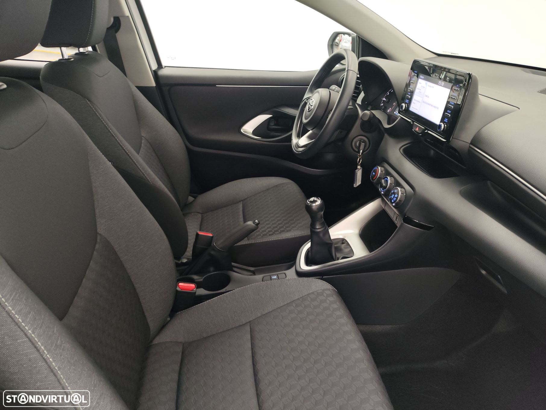 Toyota Yaris 1.0 VVT-i Comfort Plus - 6